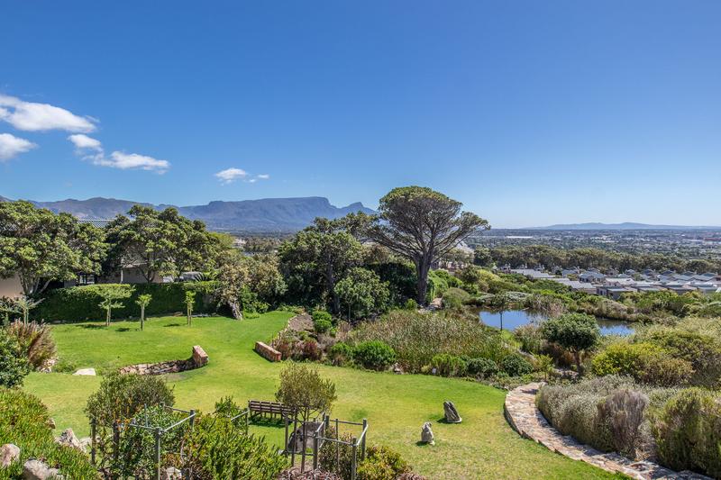 3 Bedroom Property for Sale in Stonehurst Mountain Estate Western Cape